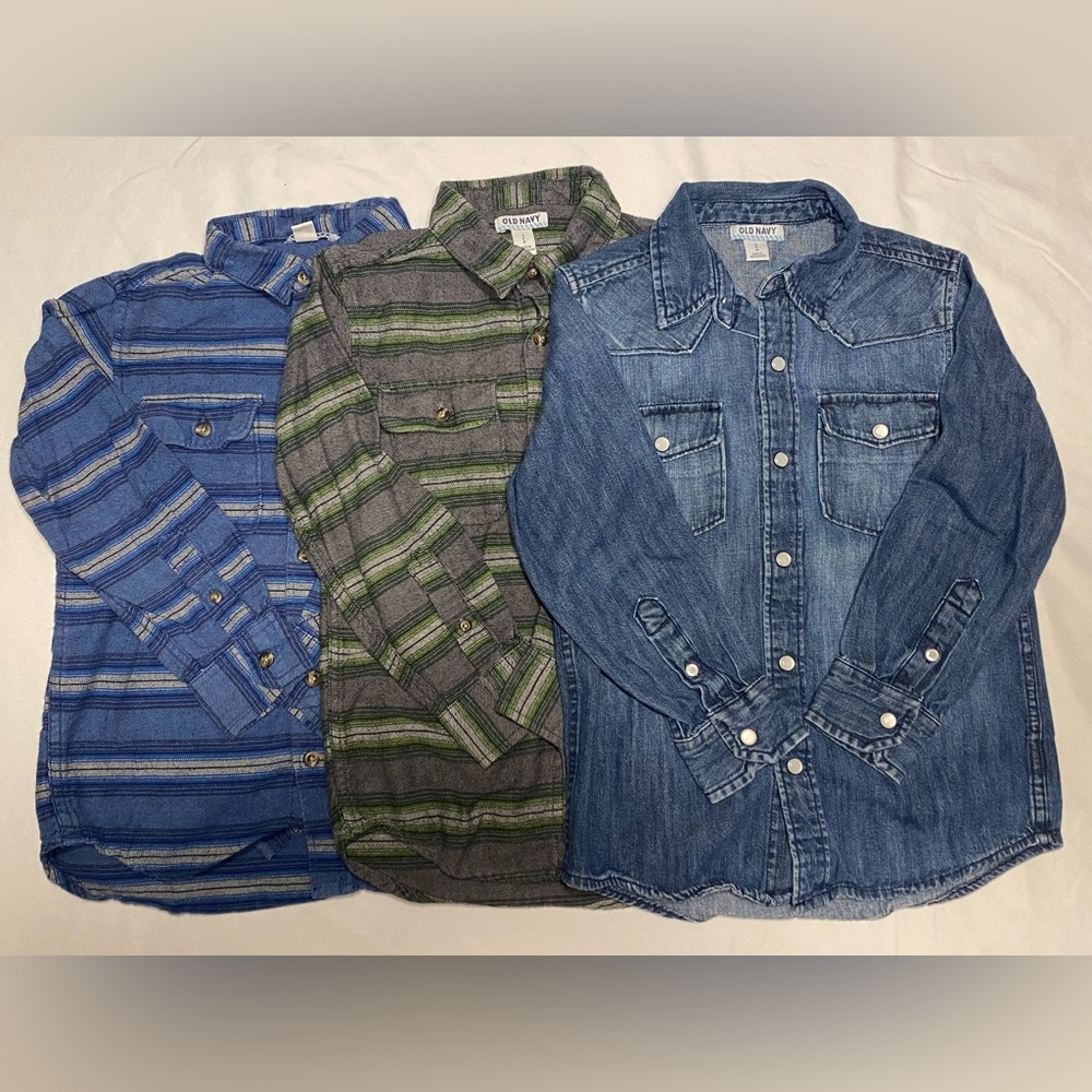Lot of 3 Old Navy button down long sleeve shirts 100% cotton boys size small s